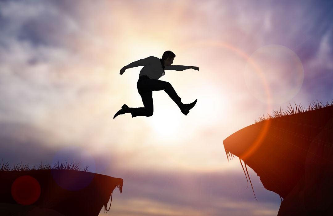 Lessons learned from failed projects: Turning setbacks into fundraising success
